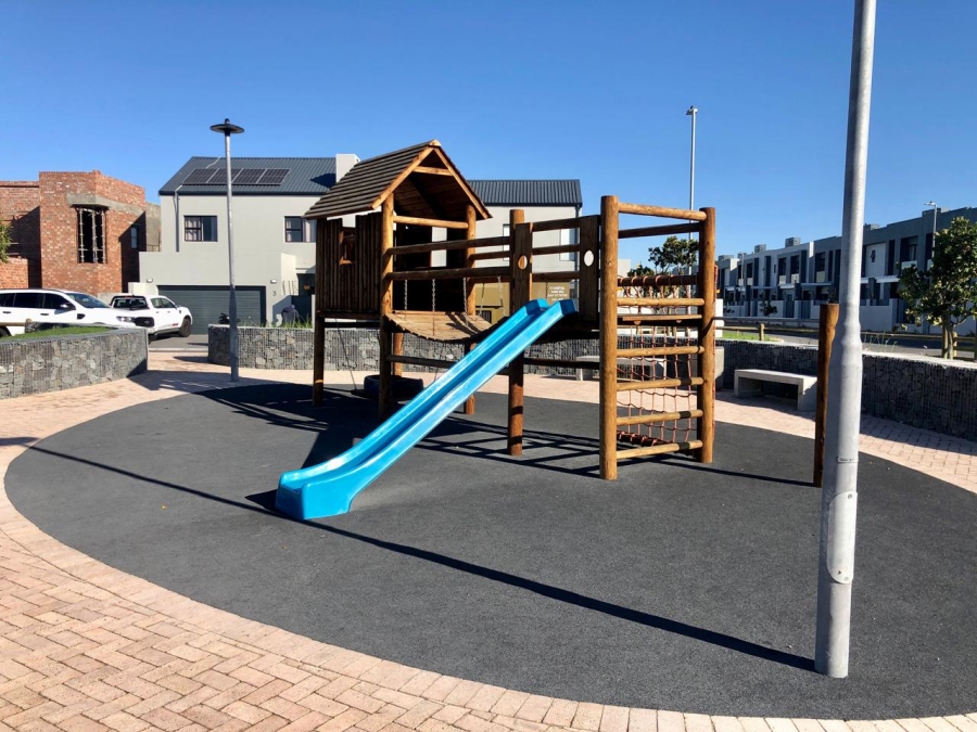 4 Bedroom Property for Sale in Sandown Western Cape